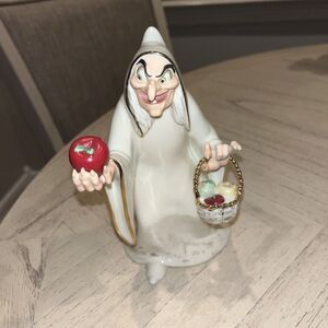 Lenox Disney Snow White Witch - Try An Apple Deary #5866
